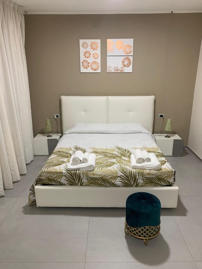 Albergo Piazza Risorgimento 切萨雷奥港 外观 照片