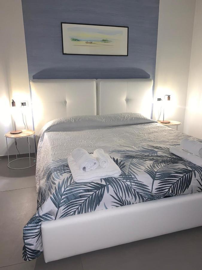 Albergo Piazza Risorgimento 切萨雷奥港 外观 照片