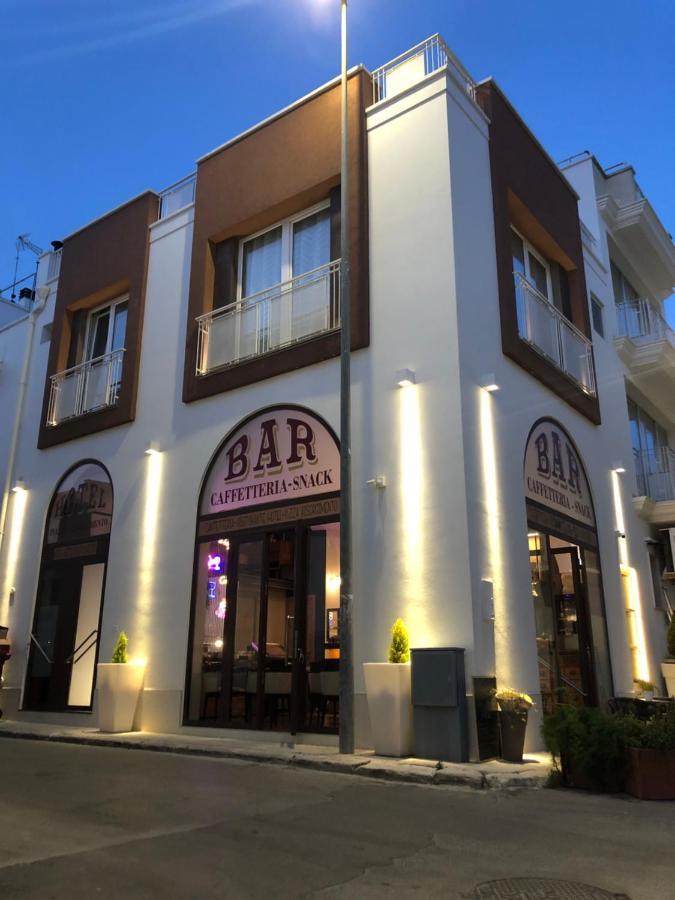 Albergo Piazza Risorgimento 切萨雷奥港 外观 照片